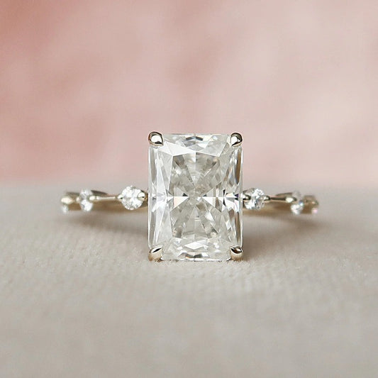 What are Lab grown diamonds? How do they differ from Diamond and Moissanites?