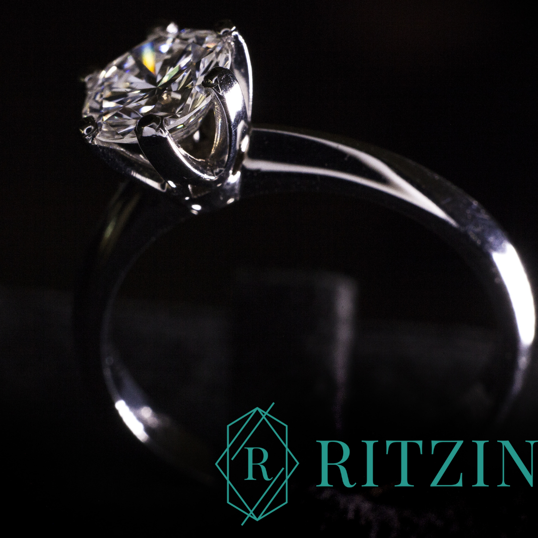 What is Solitaire Diamond Rings?