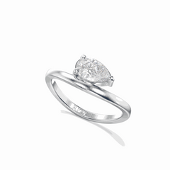 1.00 CT Pear Cut Solitaire 18K Lab Grown Diamond Ring for Women