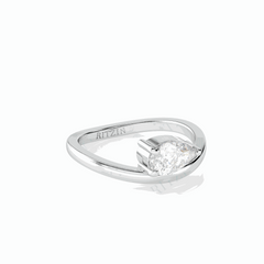 1.00 CT Pear Cut Solitaire 18K Lab Grown Diamond Ring for Women