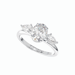 1,80 TCW Ovalschliff 3 Stein 18K Lab Grown Diamantring für Damen